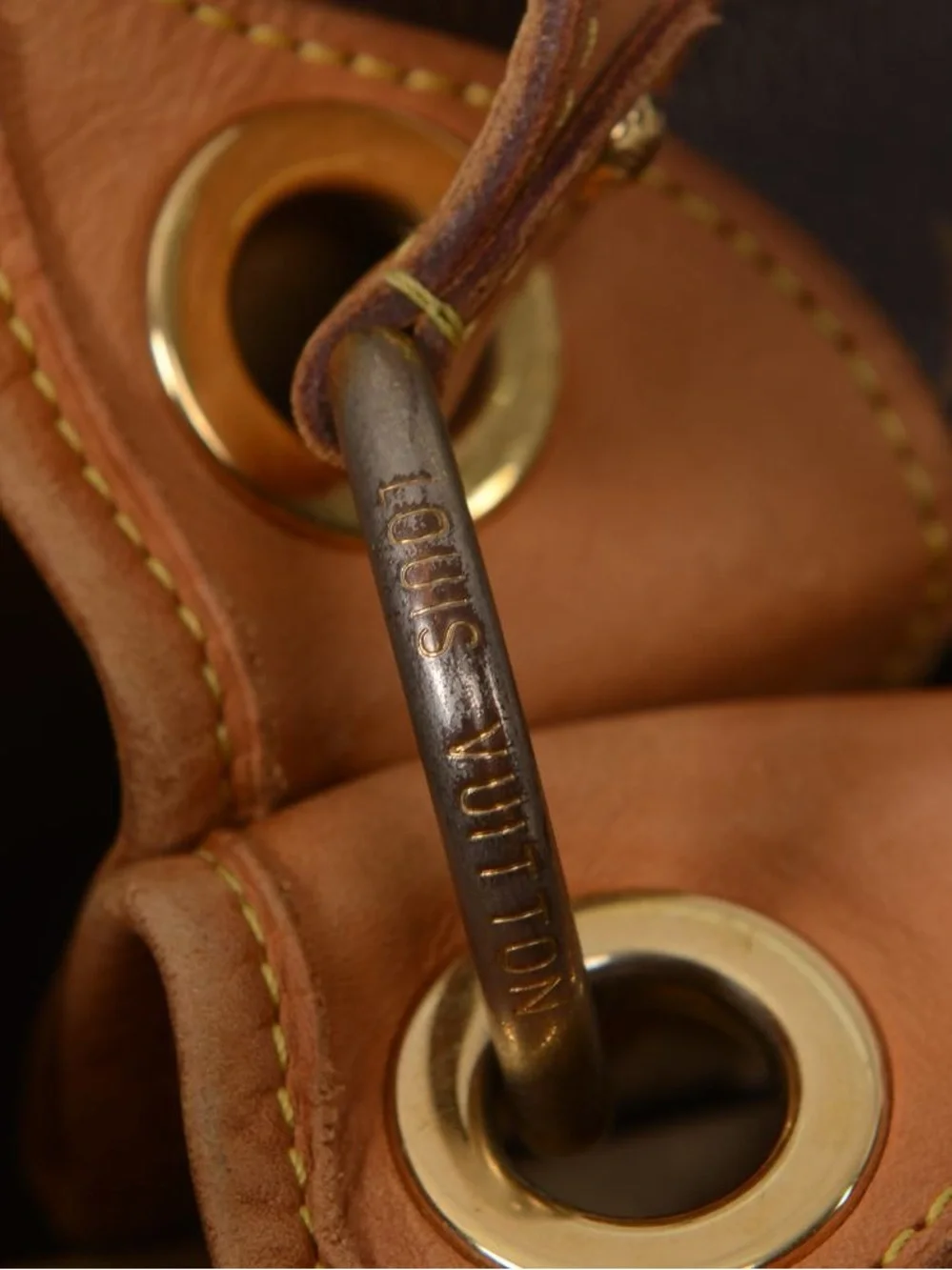 ♥️Louis Vuitton Galliera MM Monogram Canvas Shoulder Bag in Brown and Tan♥️